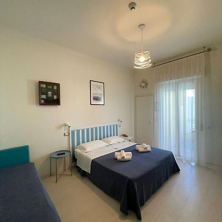 Hotel Dei Platani Rimini Ngoại thất bức ảnh