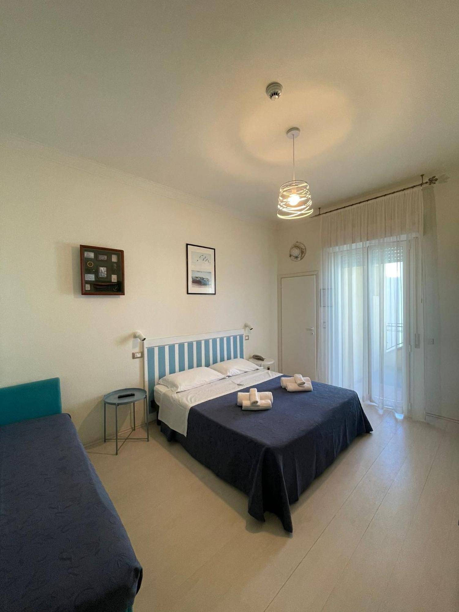Hotel Dei Platani Rimini Ngoại thất bức ảnh