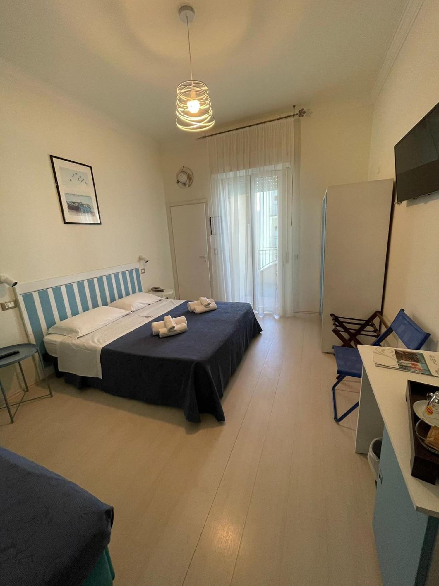 Hotel Dei Platani Rimini Ngoại thất bức ảnh